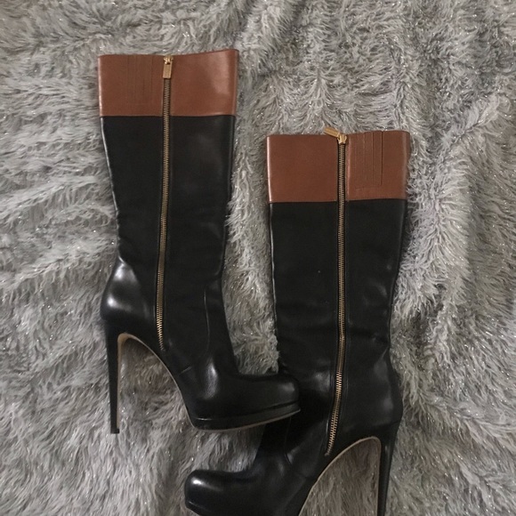 Limited edition MK boots - Picture 2 of 4